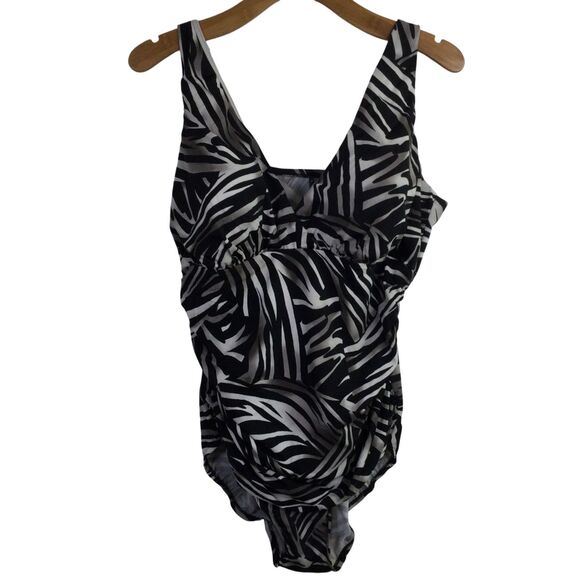 Miraclesuit Women Nora Safari Zebra One Piece Swimsuit Black/White Plus Size 20W - Picture 1 of 16